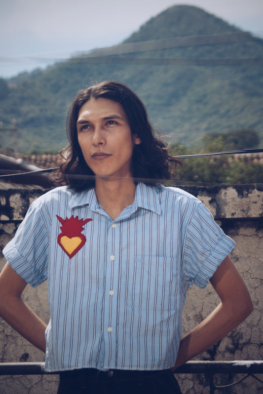 Sagrado corazon button down